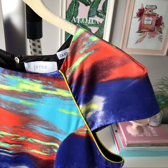 Dress - Picture 3 of 6